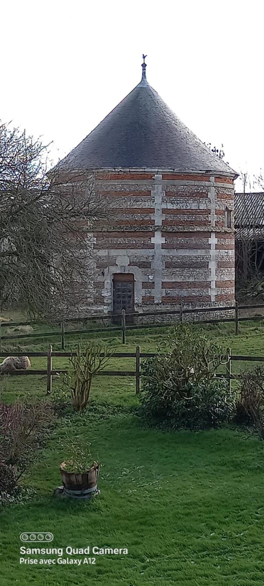 Saint-Gilles-de-la-Neuville Gite Clos Masure De Blevillot מראה חיצוני תמונה